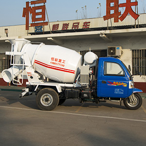 三輪攪拌車——1.8方攪拌車